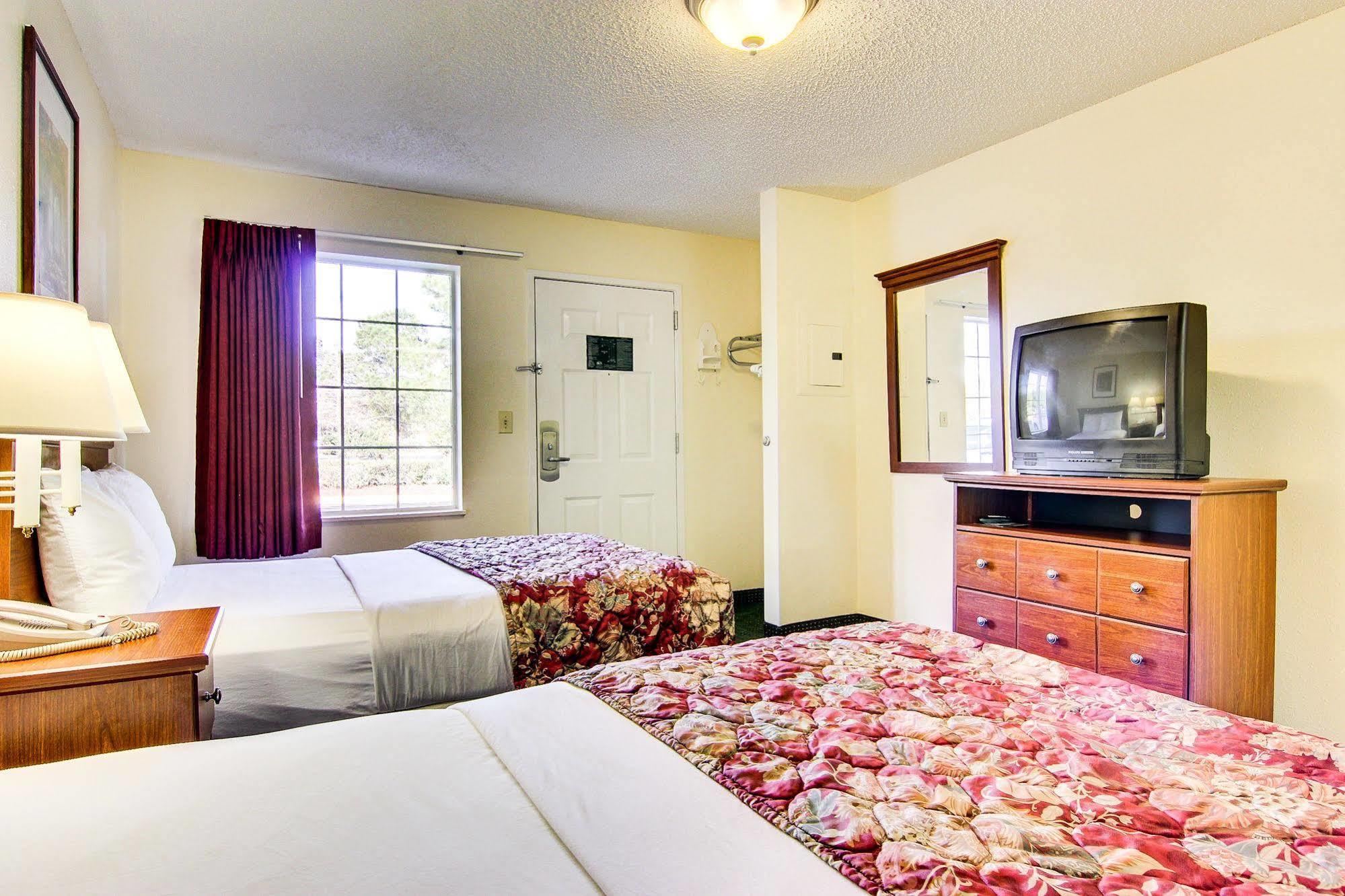Intown Suites Extended Stay Select Atlanta Ga - Мороу Екстериор снимка